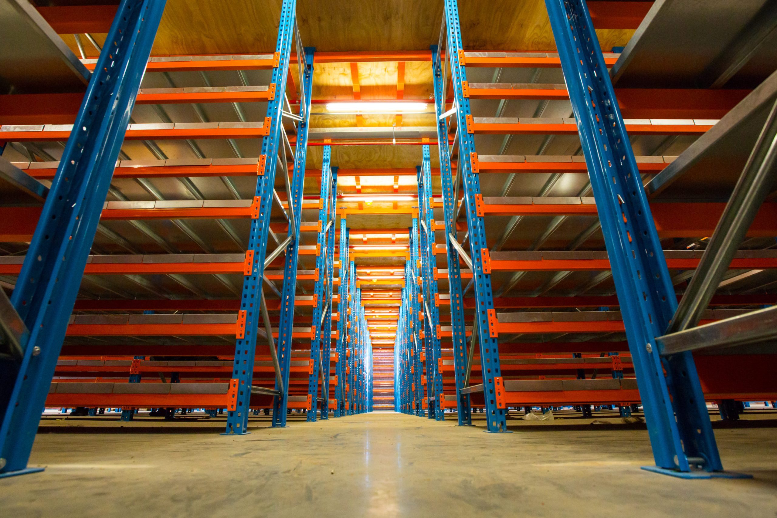 How Do Rack-Supported Mezzanine Floors Save Costs?