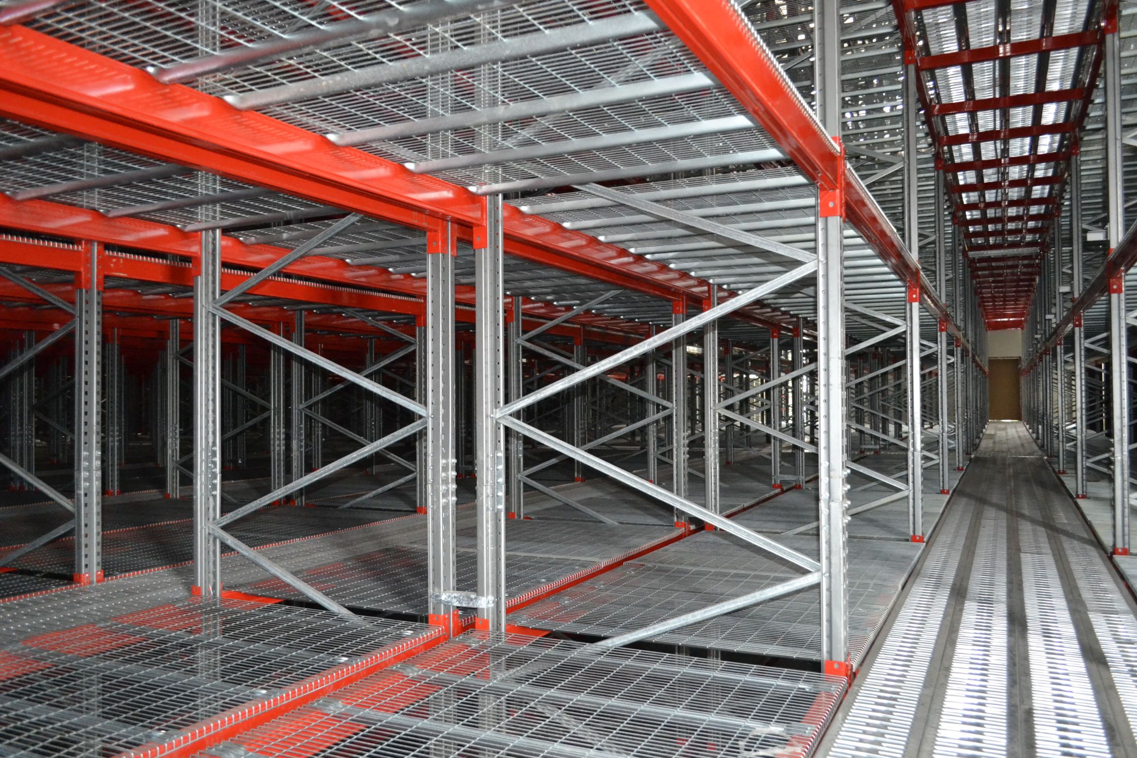 Warehouse Shelving vs. Catwalk Racking: Which Fits You?