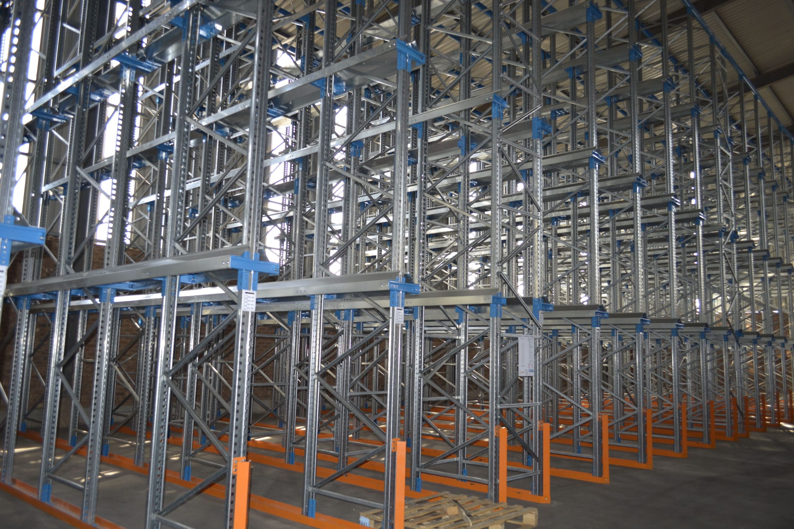 Warehouse Shelving vs. Drive-In Racking Explained